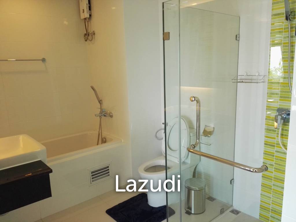 Sonrisa Condo, Sea View room