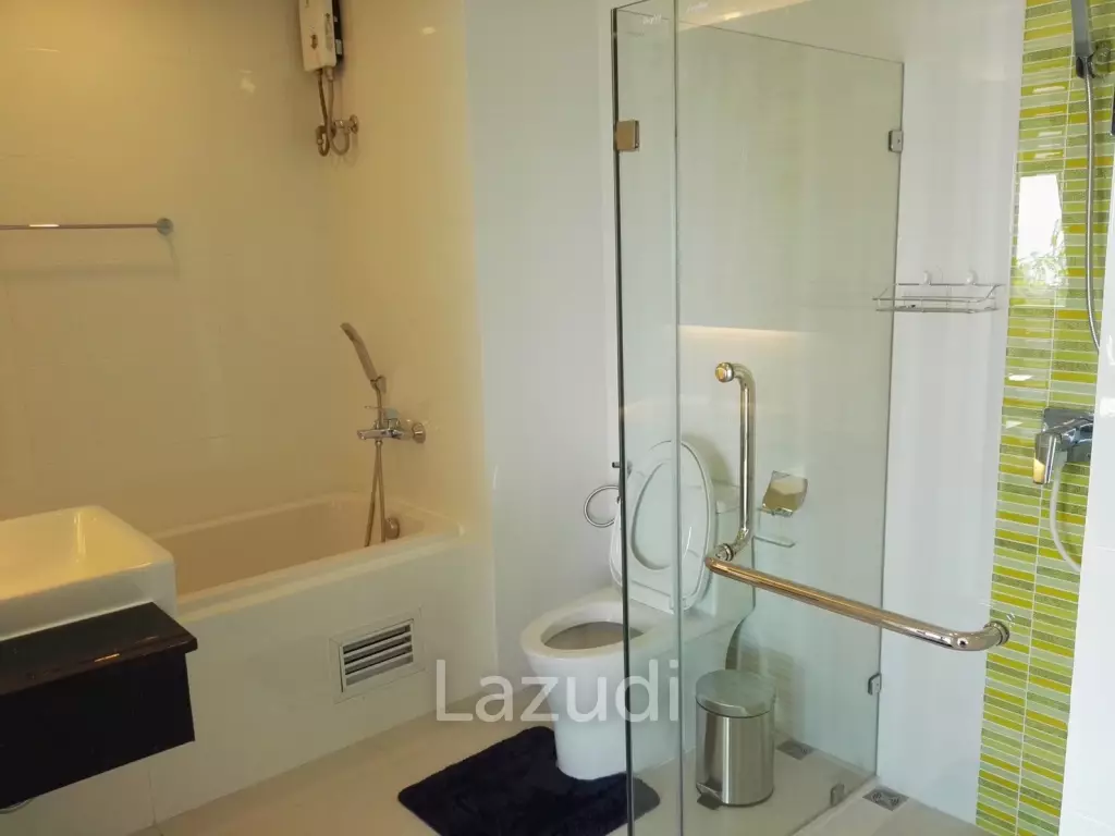 Sonrisa Condo, Sea View room