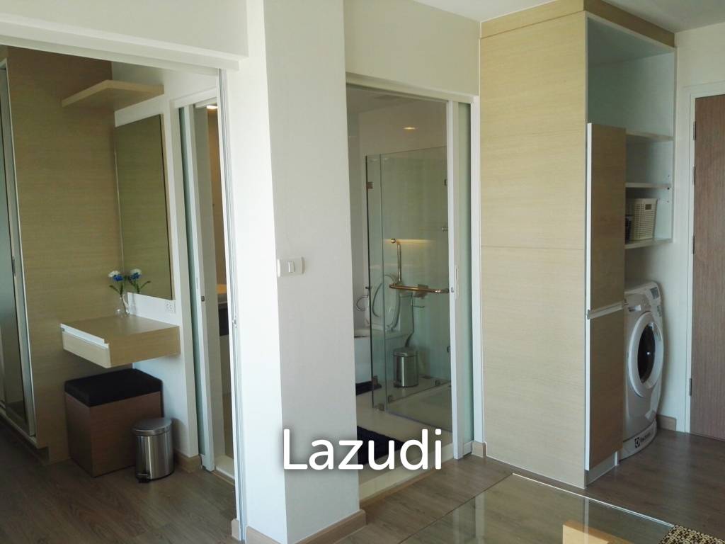 Sonrisa Condo, Sea View room