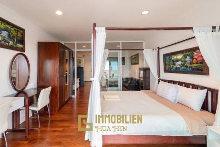 Sea view condo in the center of Hua Hin