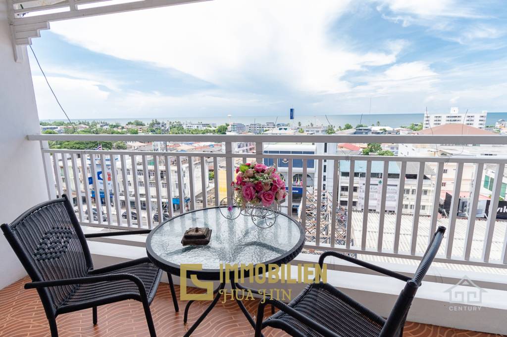 Sea view condo in the center of Hua Hin