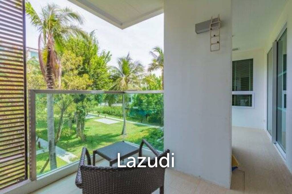 AMARI : Luxury 2 Bed Condo in Premier Hotel Complex