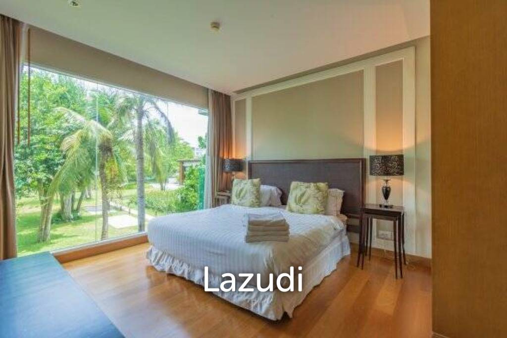 AMARI : Luxury 2 Bed Condo in Premier Hotel Complex