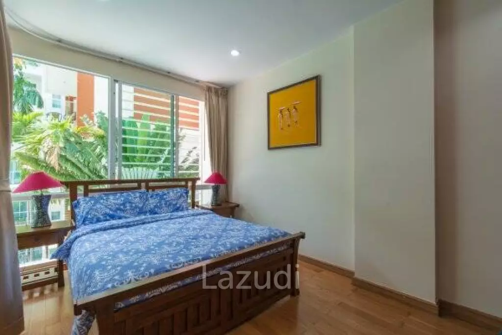 THE BREEZE : Great Value 1 Bed Pool View Condo