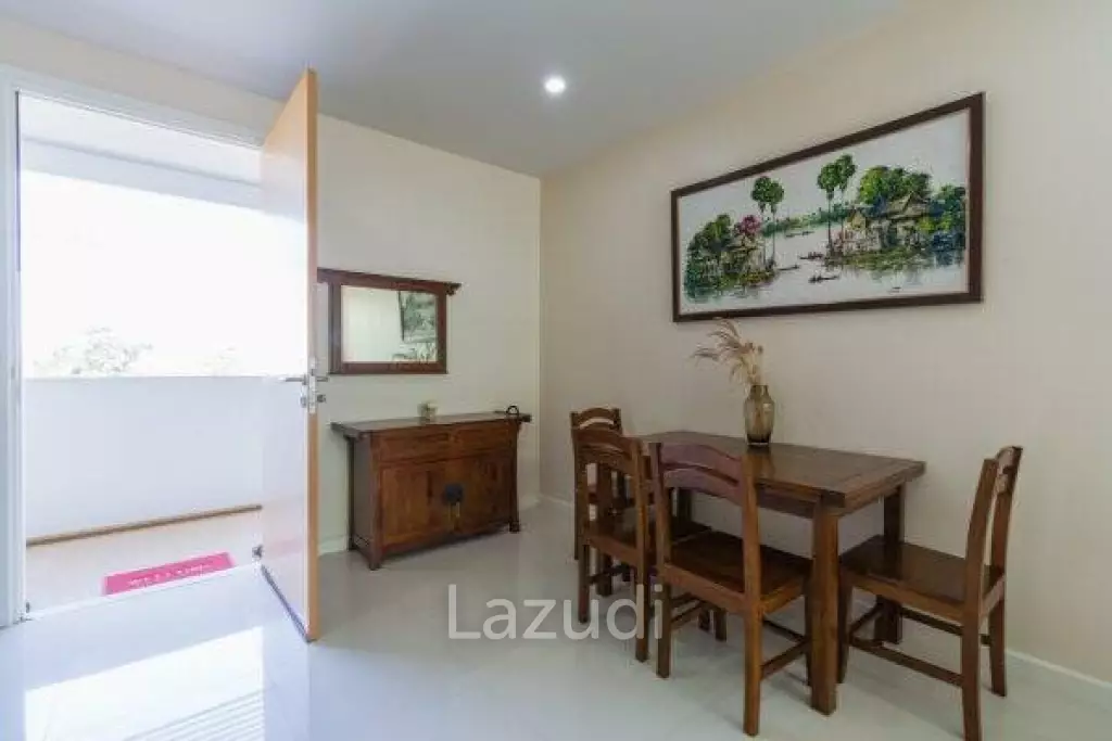 THE BREEZE : Great Value 1 Bed Pool View Condo