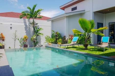 3 Bedroom 4 Bathroom Villa - Layan Beach