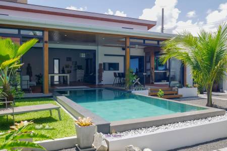 3 Bedroom 4 Bathroom Villa - Layan Beach