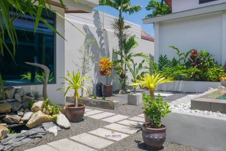 3 Bedroom 4 Bathroom Villa - Layan Beach