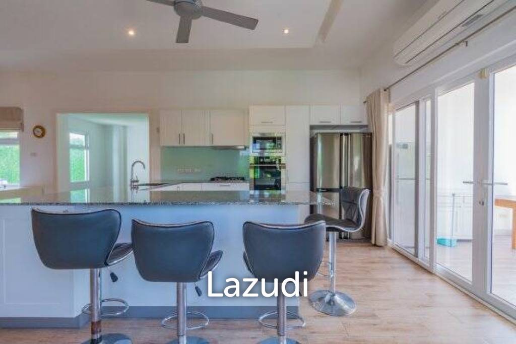 580 Sqm 4 Bed 3 Bath Villa For Sale