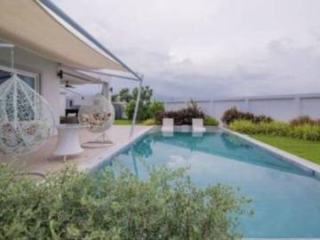 MODA RESIDENCES : Modern Luxury 3 Bed Pool Villa