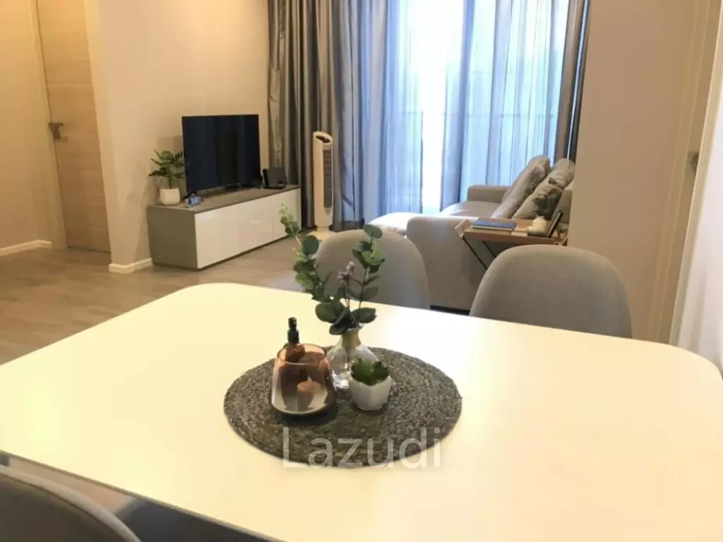 2 Bed 2 Bath 64 SQ.M The Room Sathorn - St.Louis