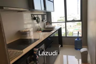 2 Bed 2 Bath 64 SQ.M The Room Sathorn - St.Louis