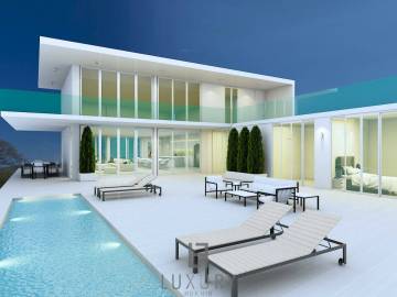 Phu Montra – K-Haad : 5 Bed Luxury Pool Villa