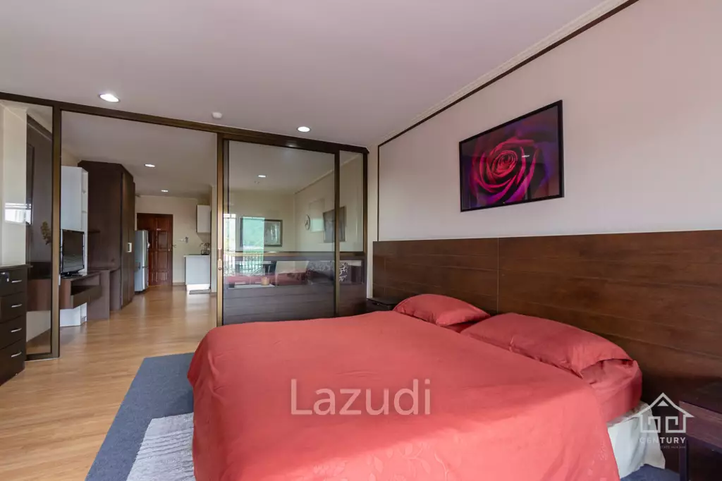 Ready to move in condo with Mountain view, in the heart of the city