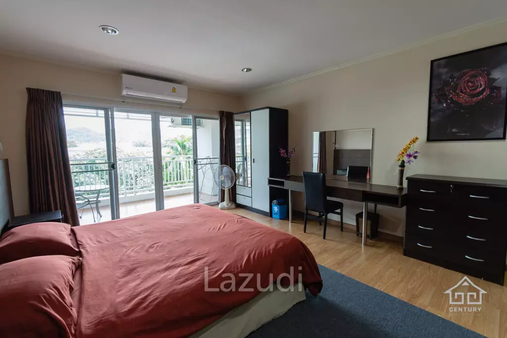 Ready to move in condo with Mountain view, in the heart of the city