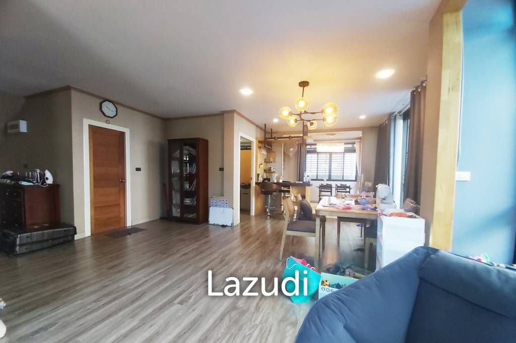 ขายบ้านโมเดิร์น 5 ห้องนอน 2 ชั้นพร้อมสระว่ายน้ำ