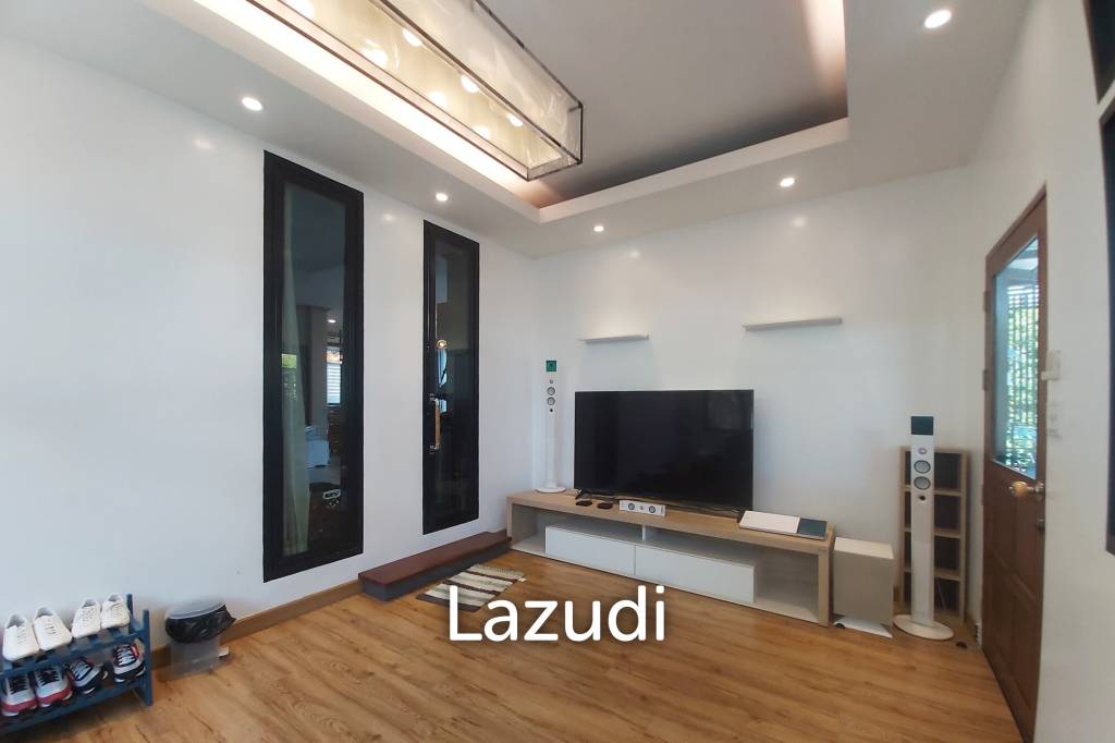 ขายบ้านโมเดิร์น 5 ห้องนอน 2 ชั้นพร้อมสระว่ายน้ำ
