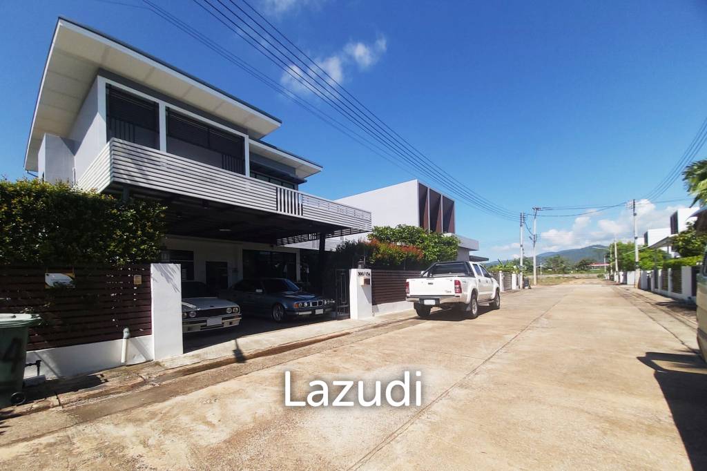 ขายบ้านโมเดิร์น 5 ห้องนอน 2 ชั้นพร้อมสระว่ายน้ำ