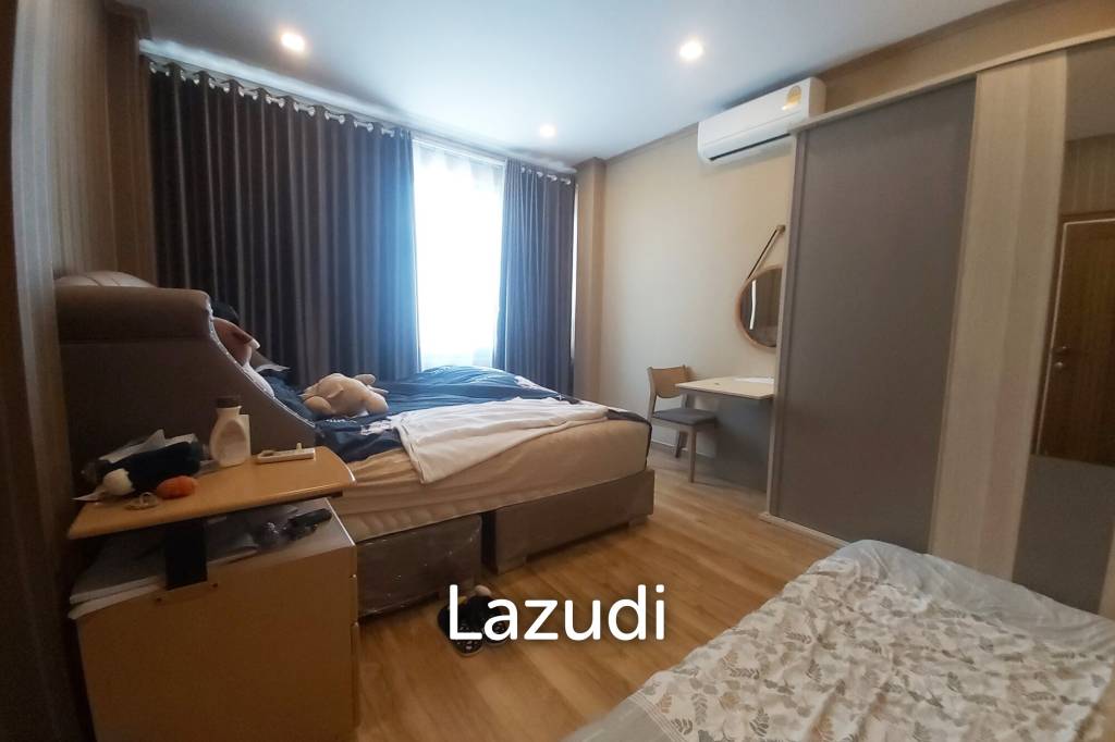 ขายบ้านโมเดิร์น 5 ห้องนอน 2 ชั้นพร้อมสระว่ายน้ำ