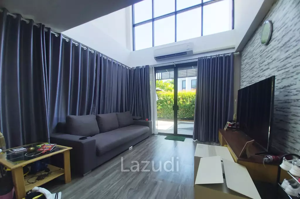 ขายบ้านโมเดิร์น 5 ห้องนอน 2 ชั้นพร้อมสระว่ายน้ำ