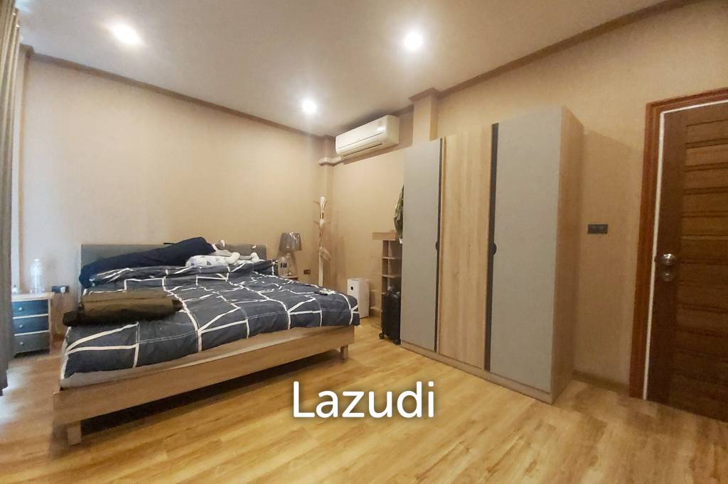 ขายบ้านโมเดิร์น 5 ห้องนอน 2 ชั้นพร้อมสระว่ายน้ำ