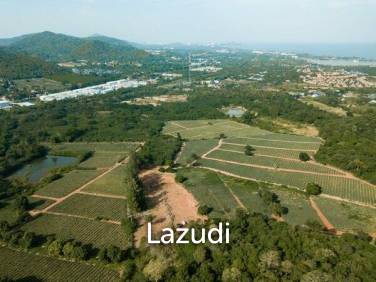 4 Beautiful Land Plots ranging from 4.5M - 5.5M with sea and Mountain views