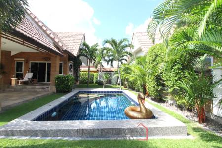 Well maintained 3 bed 2 bath pool villa Dusita 1