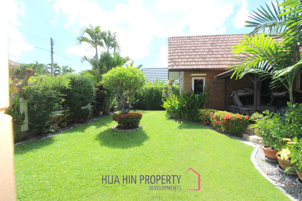 Well maintained 3 bed 2 bath pool villa Dusita 1