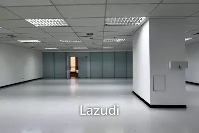 Office For Rent At Ploenchit Center
