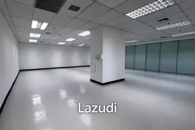 Office For Rent At Ploenchit Center