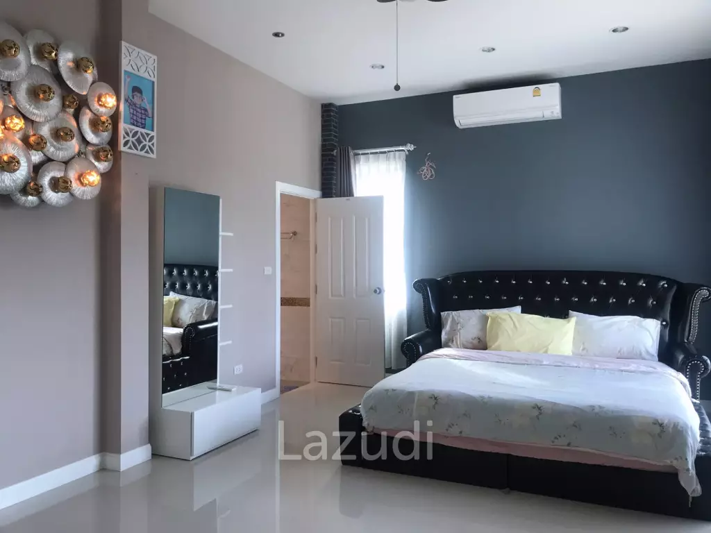 Pool villa for sale in Huay Yai