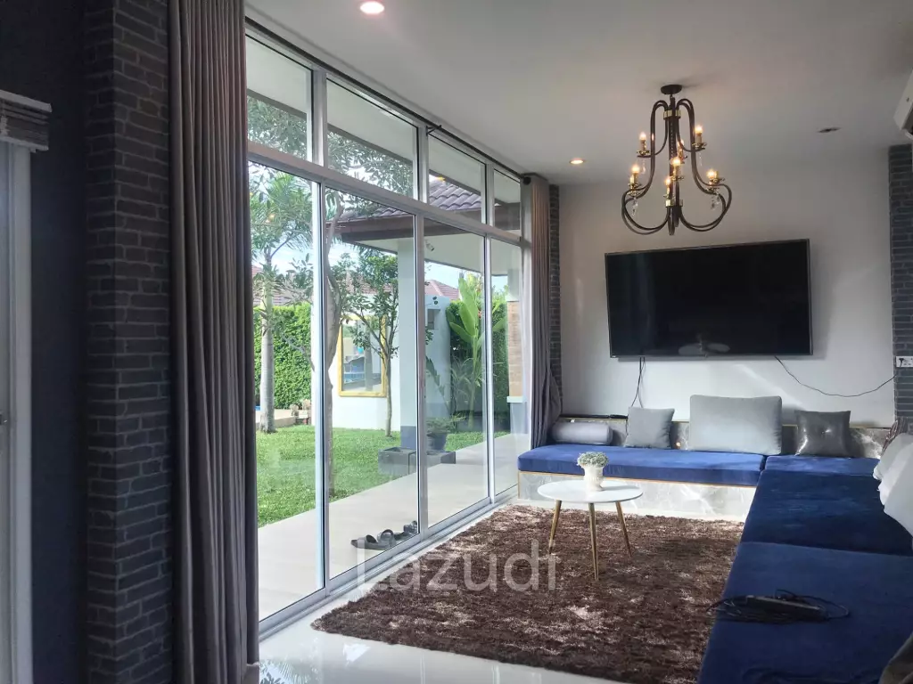 Pool villa for sale in Huay Yai
