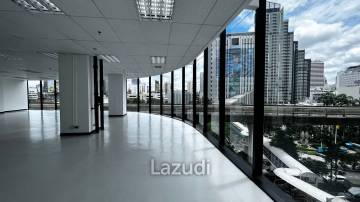 Office For Rent At Ploenchit Center