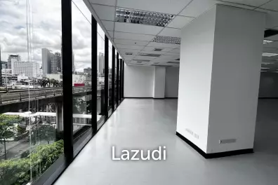 Office For Rent At Ploenchit Center