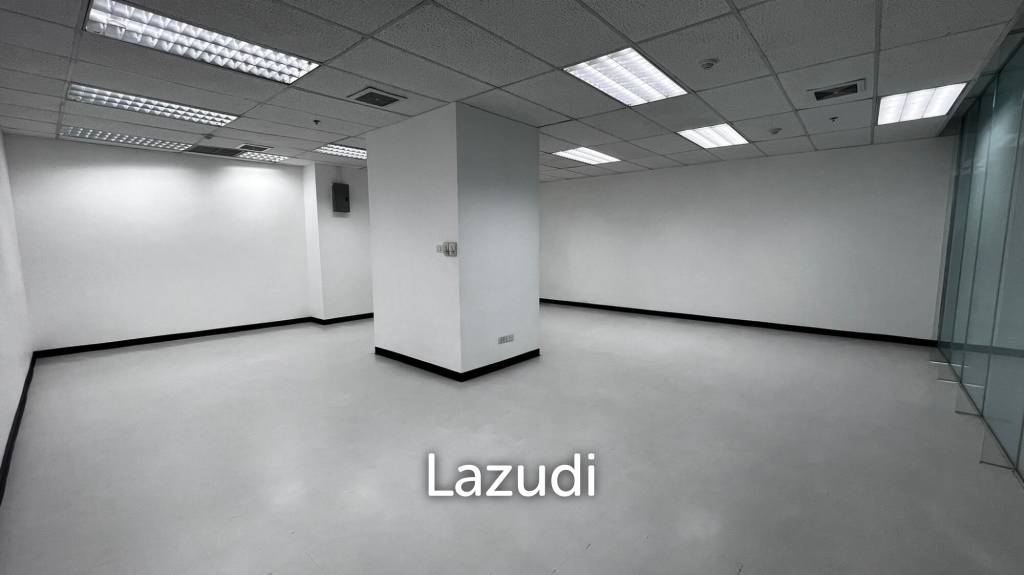 Office For Rent At Ploenchit Center