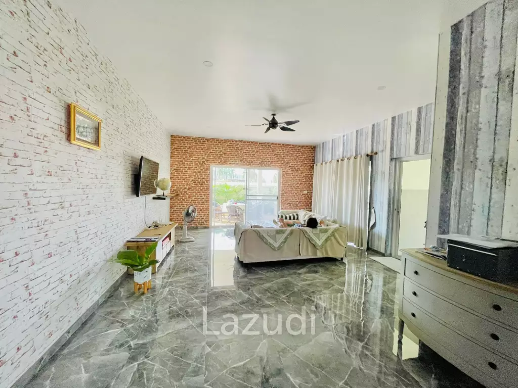 Pool Villa for Sale in Soi Siam