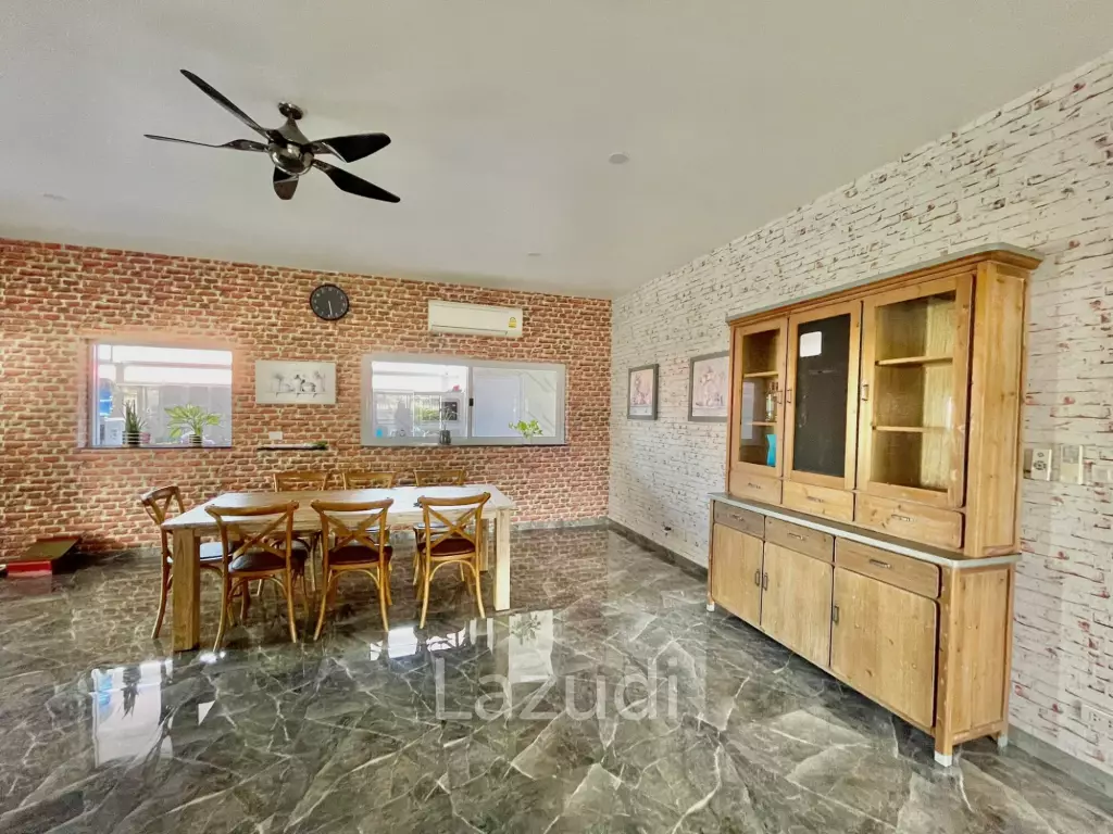 Pool Villa for Sale in Soi Siam