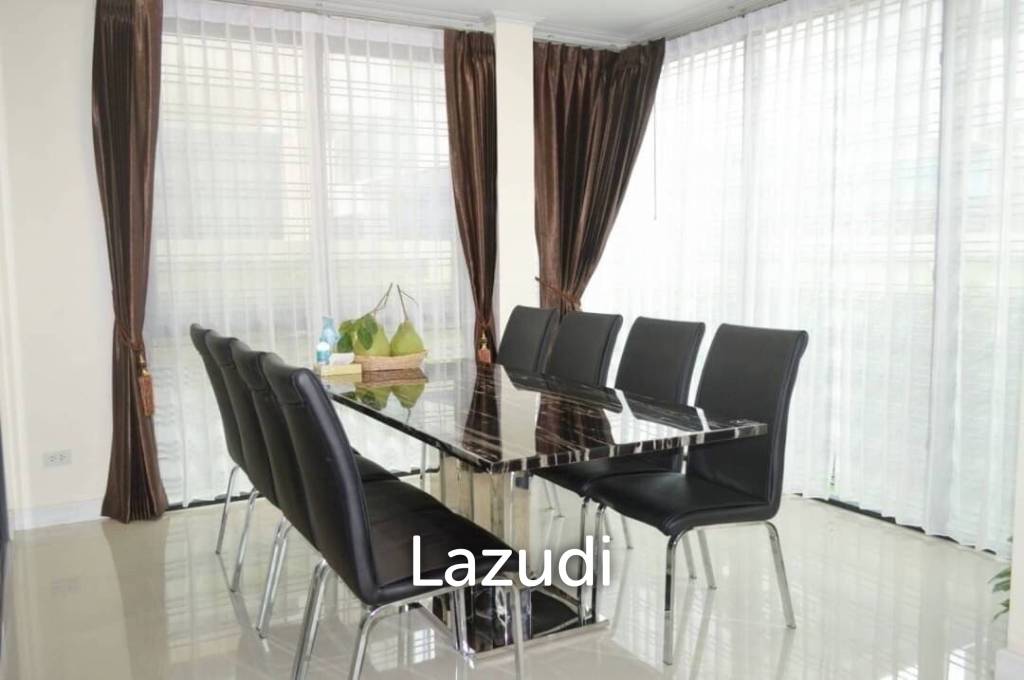 Pool Villa for Sale in Nong Plalai