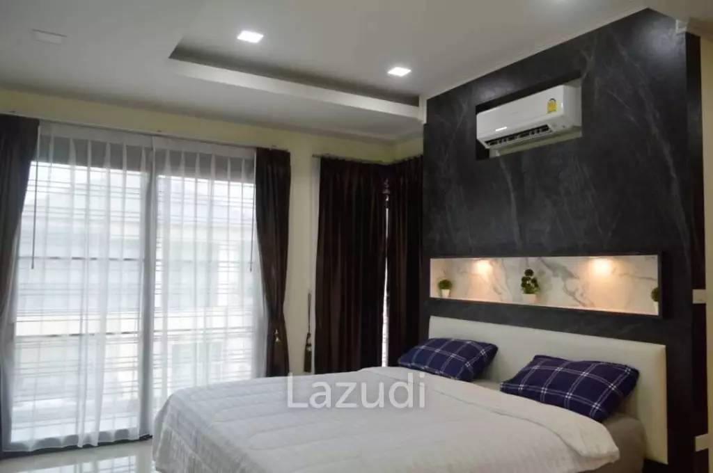 Pool Villa for Sale in Nong Plalai