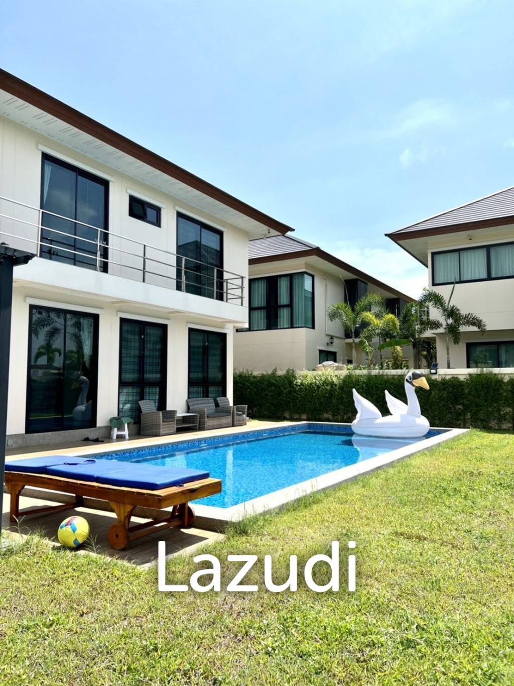 Pool Villa for Sale in Nong Plalai