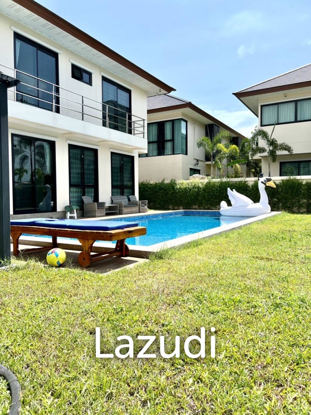 Pool Villa for Sale in Nong Plalai