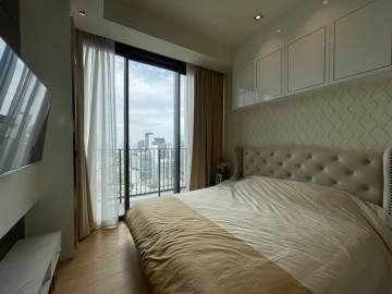 28 Chidlom 2 Bedroom, High floor for rent