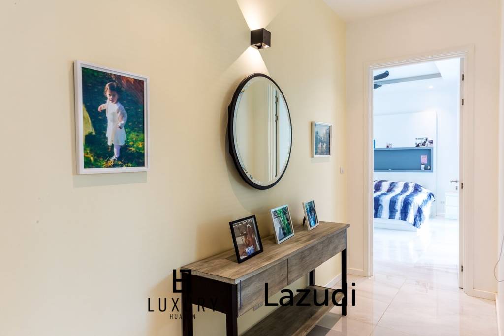 1,136 ตร.ม 4 เตียง 4 อาบน้ำ วิลล่า For ขาย