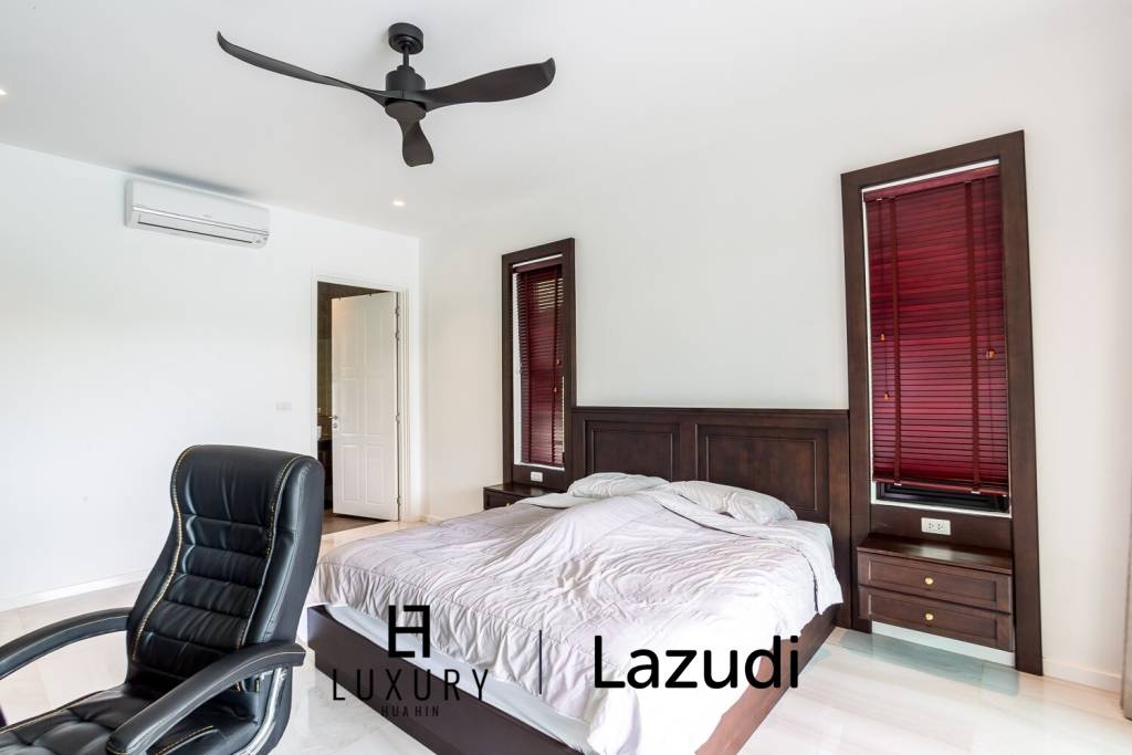 1,136 ตร.ม 4 เตียง 4 อาบน้ำ วิลล่า For ขาย