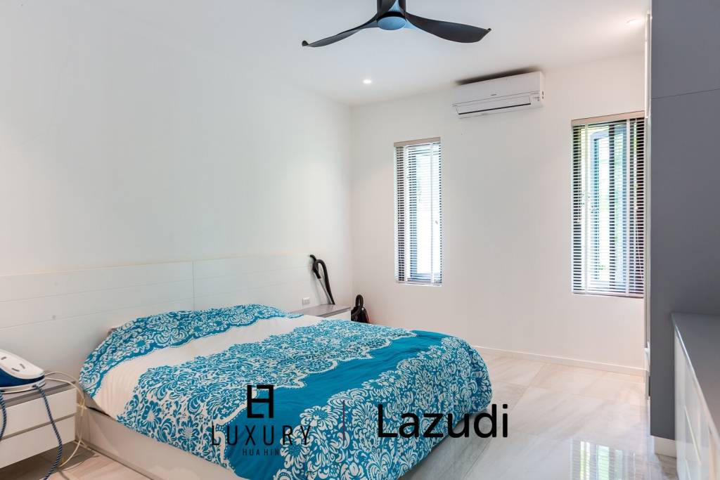 1,136 ตร.ม 4 เตียง 4 อาบน้ำ วิลล่า For ขาย