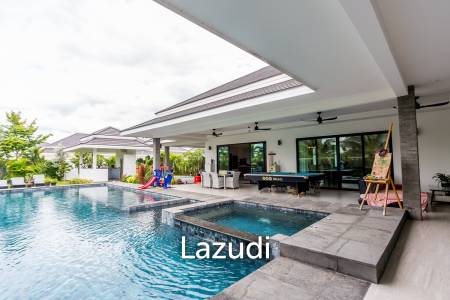 Modern 4 Bedroom Pool Villa With Large Pool