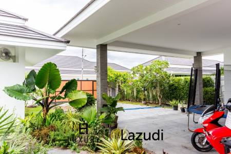 1,136 ตร.ม 4 เตียง 4 อาบน้ำ วิลล่า For ขาย