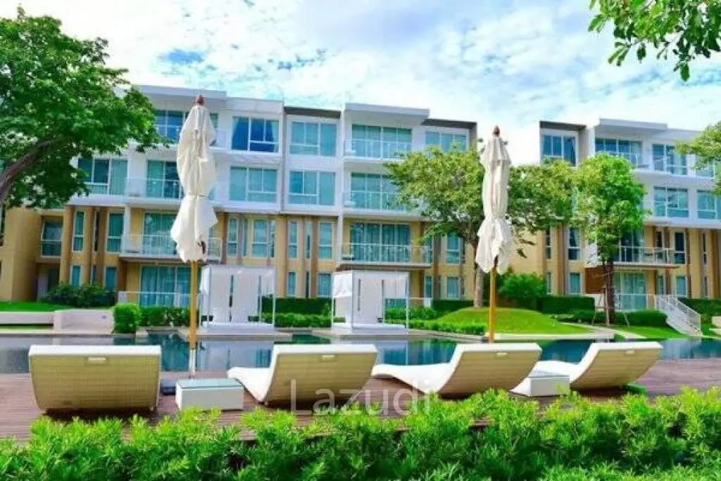 WAN VAYLA : Beautiful condo with private  pool access