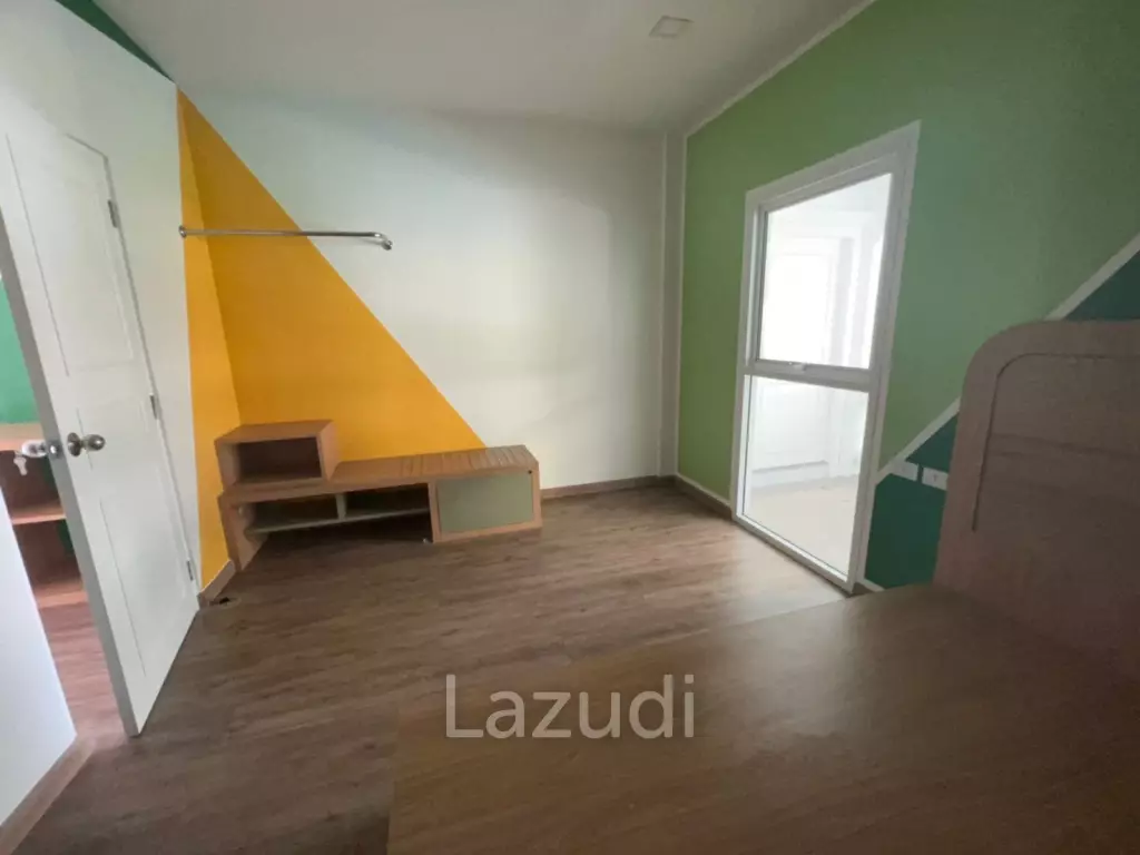 Village for sale in the heart of Pratamnak