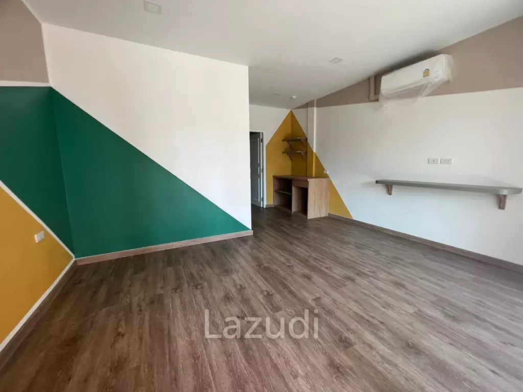 Village for sale in the heart of Pratamnak